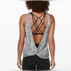 Lululemon Knit Mix & Mingle Knit Tank Top Heathered Gray
Low Back Twist Sweater